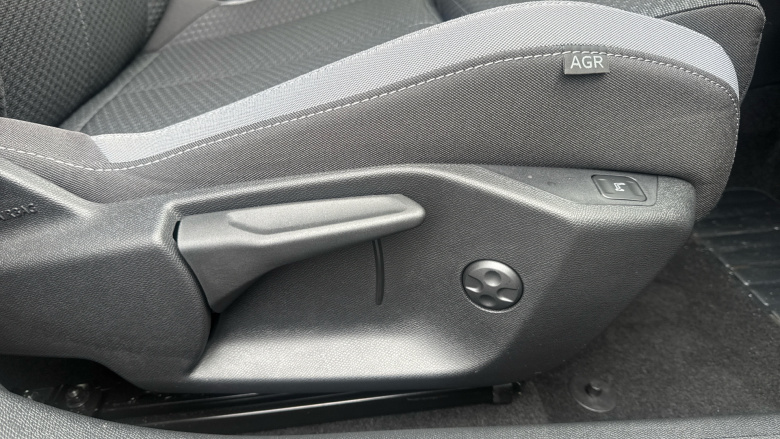 Vauxhall Astra 1.2 Turbo 130 Griffin 5dr Petrol Hatchback